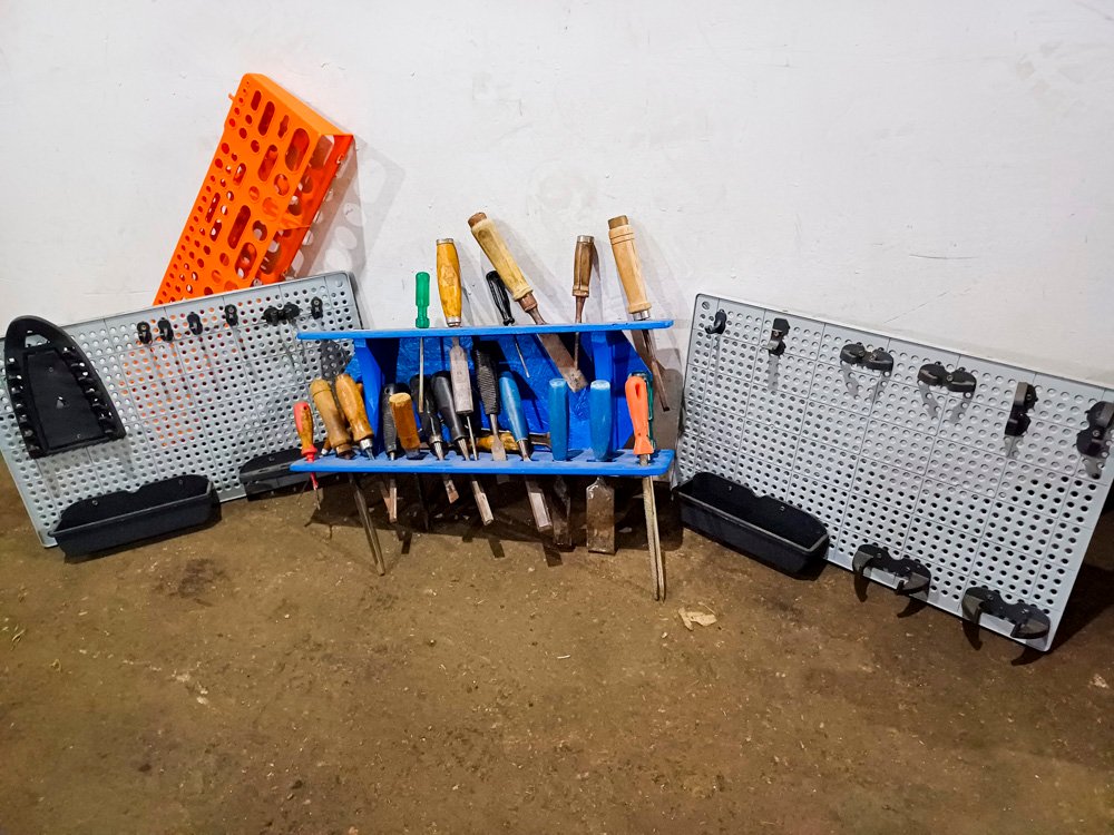 Lote de 4 Exhibidores y Portaherramientas con Formones