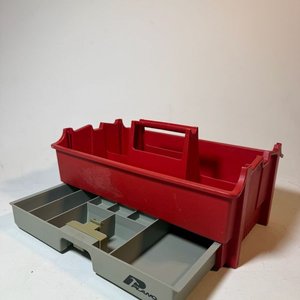 Lote siguiente: Valija Roja con Organizador Plano