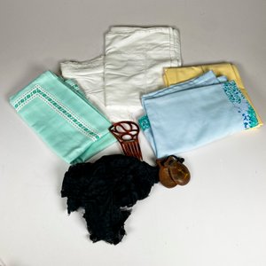 Seis fundas, mantilla, castañuelas y peineta - imagen 2