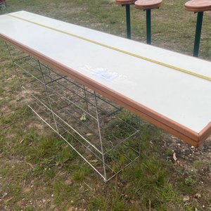 Barra Desayunador o Repisa Blanca con Estructura Metálica - imagen 4