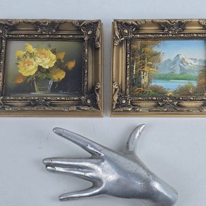 Par de Cuadros Decorativos Firmados: Paisaje y Flores Amarillas - imagen 1