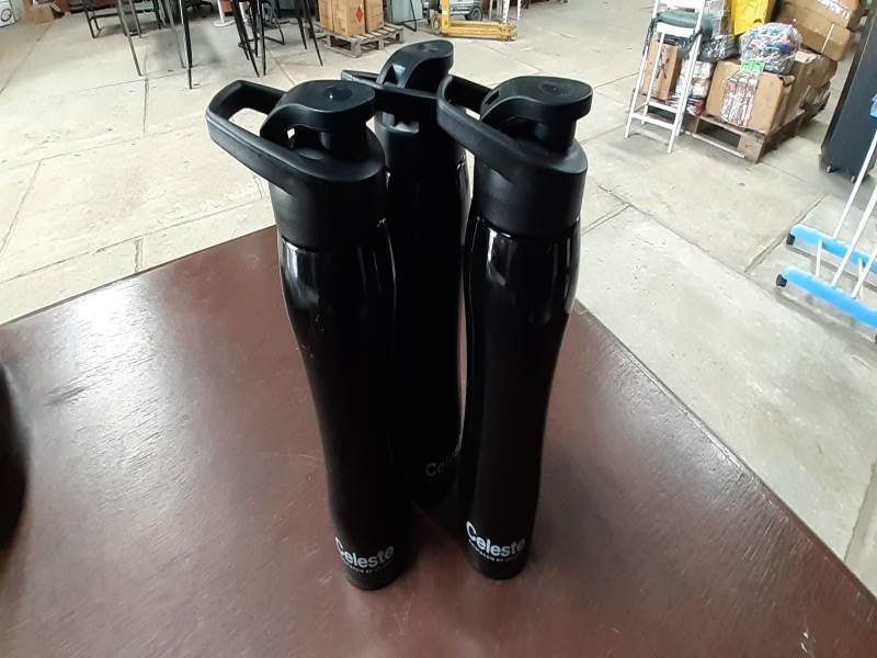 Set de 3 Botellas Térmicas Negras "Celeste"