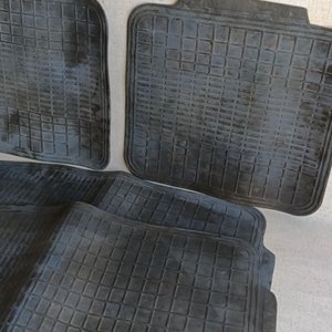 Juego de 4 Alfombras de Goma para Fiat Strada - imagen 4