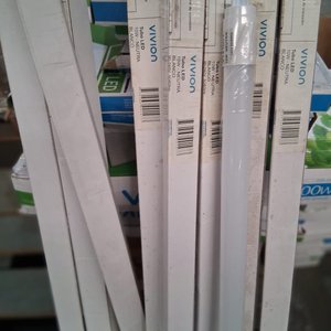 Lote anterior: 9 Tubos LED Luz Neutra Blancos VIVION 58 cm 10W