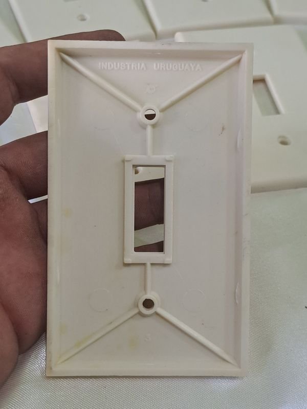 10 Plaquitas de Luz en Plástico, Sin Uso - Asequibles y de Alta Calidad - imagen 2