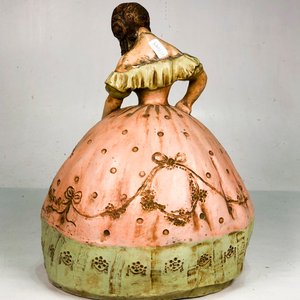 Figura de Cerámica de Dama con Vestido Estilo Victoriano, 39 cm - imagen 4