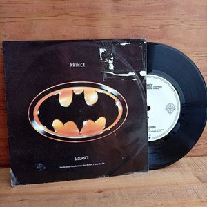 Lote siguiente: Vinilo Simple Prince "Batdance" 1989 Made in USA