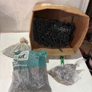 Lote anterior: Taco Fischer y Tornillos Varios Tamaños