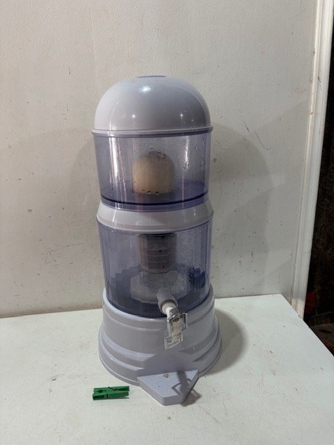 Filtro de Agua Potable con Dispensador