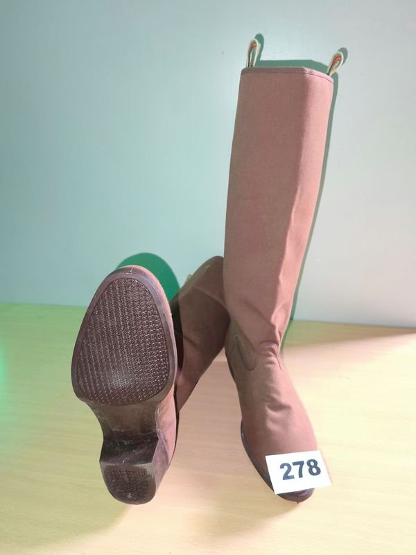 Item 846456 - Image 1