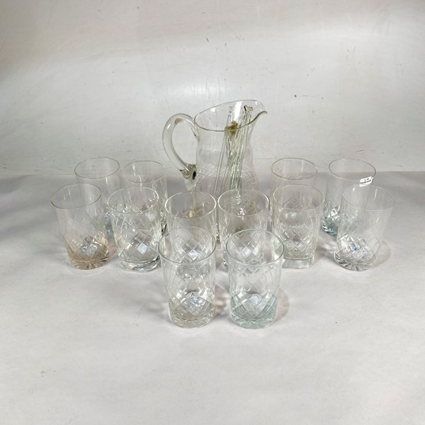 Juego de 16 Vasos Hialinos para Postre con Jarra - imagen 1