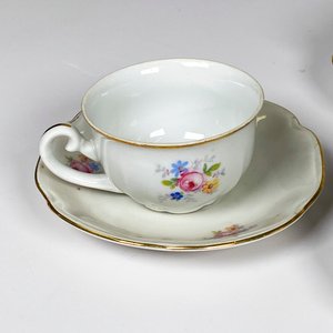 Juego de 11 Pocillos de Café de Porcelana Checa con Platillos - imagen 4