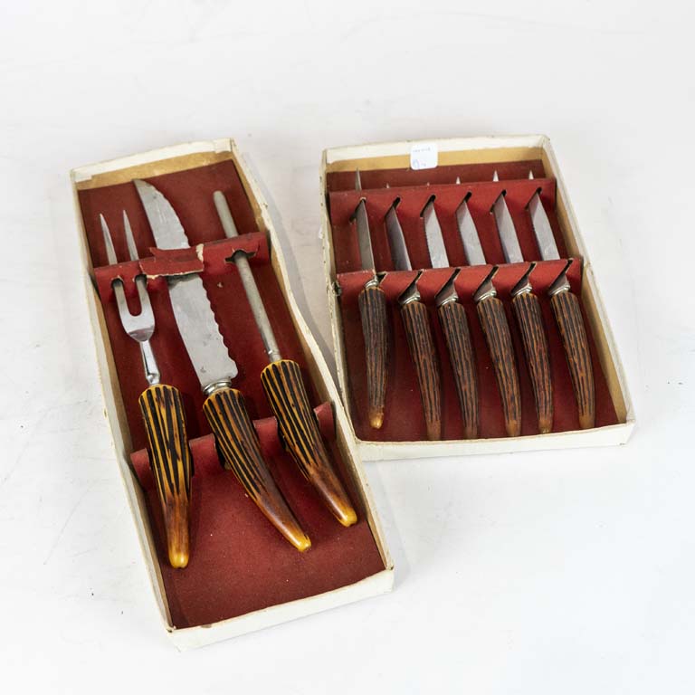 Lote anterior: 9 Cubiertos de metal y simil asta  - Medidas: 32 y 21cm 