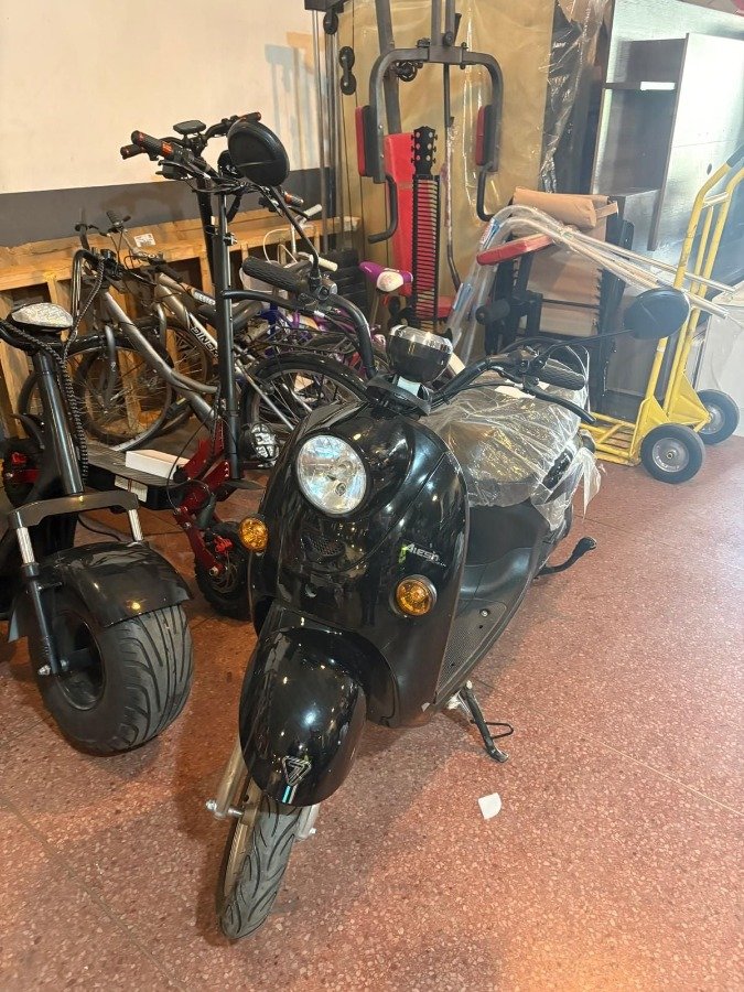 Moto Eléctrica Retro Negra 800W Nueva