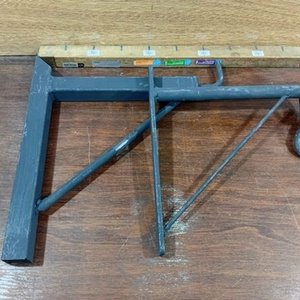 Par de Ménsulas de Herrería Artesanal para Colgar Macetas - imagen 2