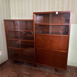 Aparador de Madera con Cristalero y Puertas Correderas - imagen 2