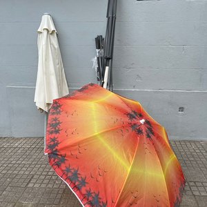 2 Sombrillones con Base y Armazón (uno con avería) - imagen 1