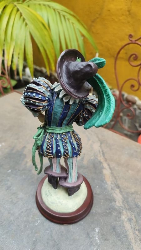 Item 901166 - Image 1