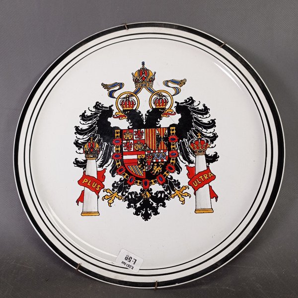 Plato Decorativo Escudo Imperial con Soporte para Colgar - imagen 1