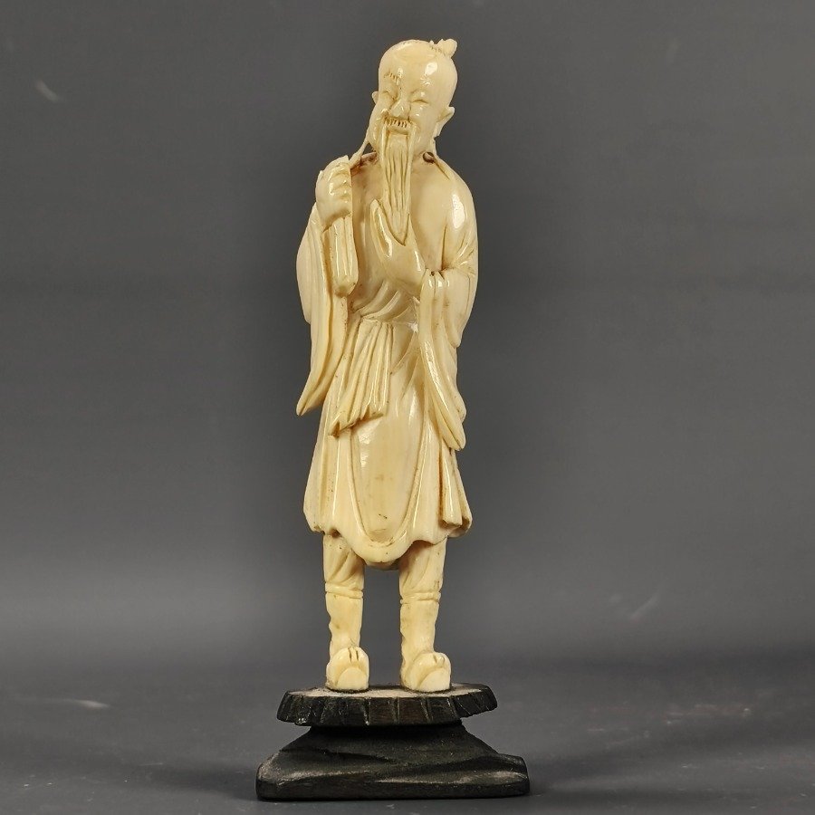 Figuras orientales talladas en marfil - imagen 7