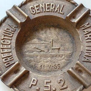 Cenicero de Bronce Prefectura General Marítima P.S.2. Año 1959 - imagen 3