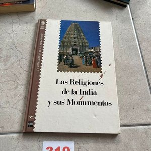 Lote siguiente: Las Religiones de la India y sus Monumentos por Juan Isasa - Colección El Patrimonio de la Humanidad