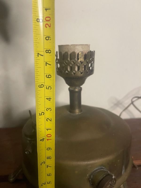 Lámpara de mesa antigua para decorar - imagen 4