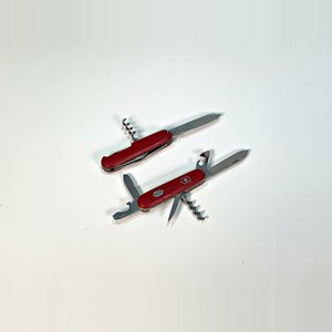Dos Navajas Multifunción Rojas Victorinox Swiss Army - imagen 2