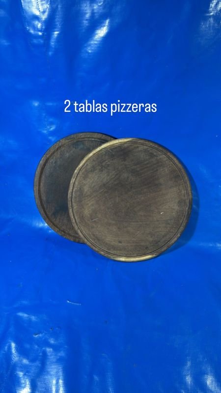 Lote siguiente: Tablas pizzeras de madera usadas