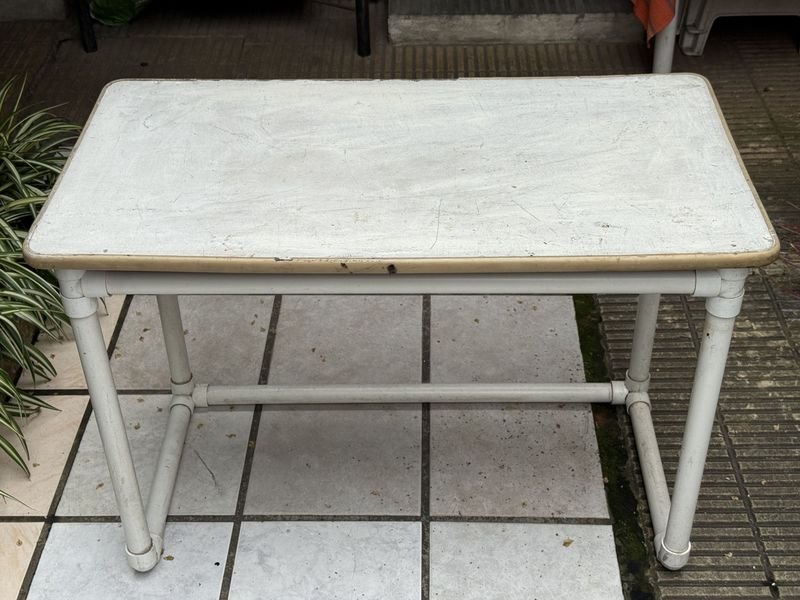 Mesa de PVC y Madera para Exterior/Interior