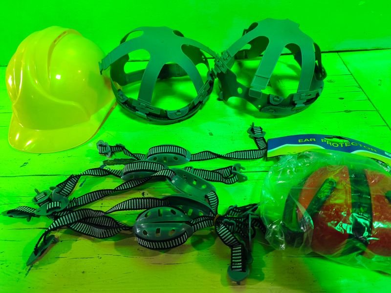 Casco y repuestos para protección de vehículos - imagen 2