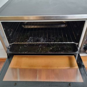 Horno Eléctrico James HJTI-45 de 45 Litros - Plateado y Negro - imagen 3