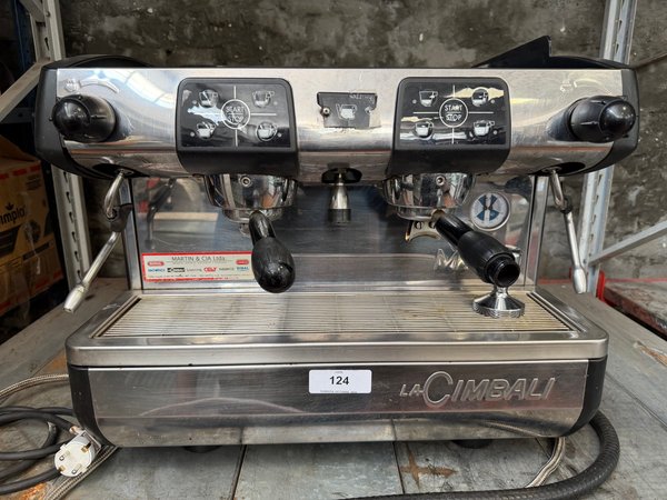 Cafetera Industrial Eléctrica La Cimbali de 2 Grupos con Tamper - imagen 1