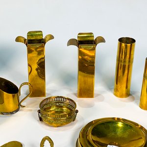 Lote de 12 Piezas Vintage en Bronce y Peltre: Cenicero, Veleros, Jarras y Más - imagen 3