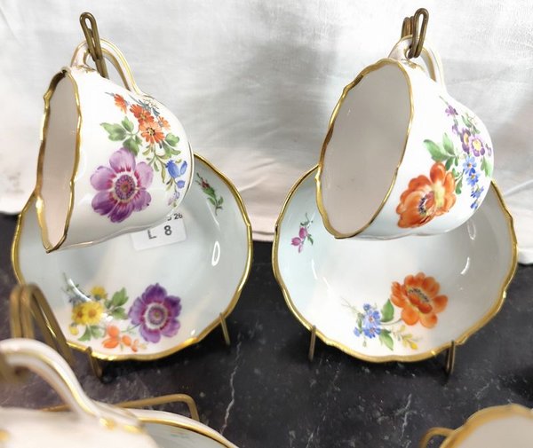 Colección de porcelana MEISSEN demitasse y platitos - imagen 3