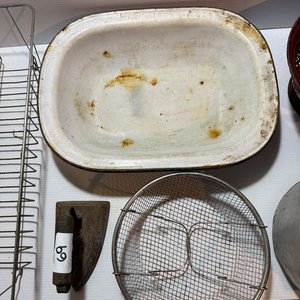 Lote de Utensilios de Cocina: Olla, Colador, Fuente Esmaltada y Más - imagen 2