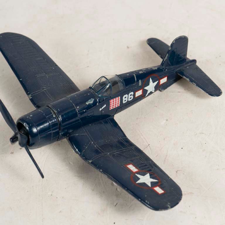 Avión de metal y plástico - Medidas: 20x25cm - imagen 2