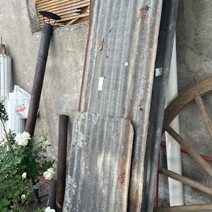 Lote siguiente: Chapas Metálicas Corrugadas y Tubos de Metal