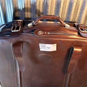Una Maleta de viaje Impecable estado - imagen 2