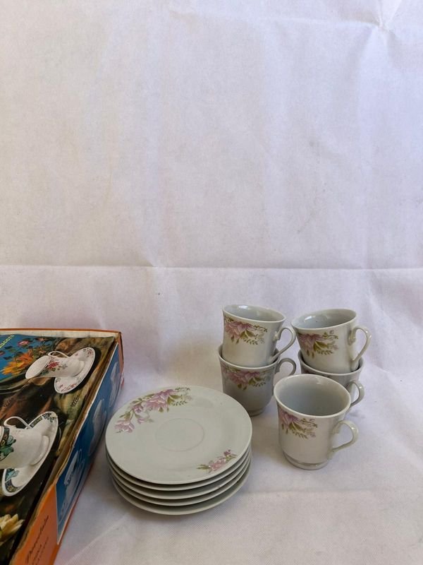 Juego de té porcelana en caja 12PCS - imagen 1
