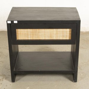Mesa de Luz Negra con Cajón Esterillado y Detalle en Pata - imagen 1