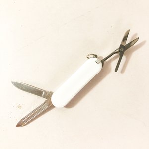 Setenta y dos Cortaplumas Navaja Multiuso Blancas Nuevas - imagen 3