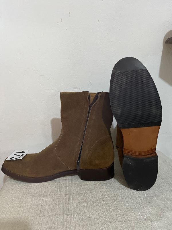 Item 872374 - Image 1