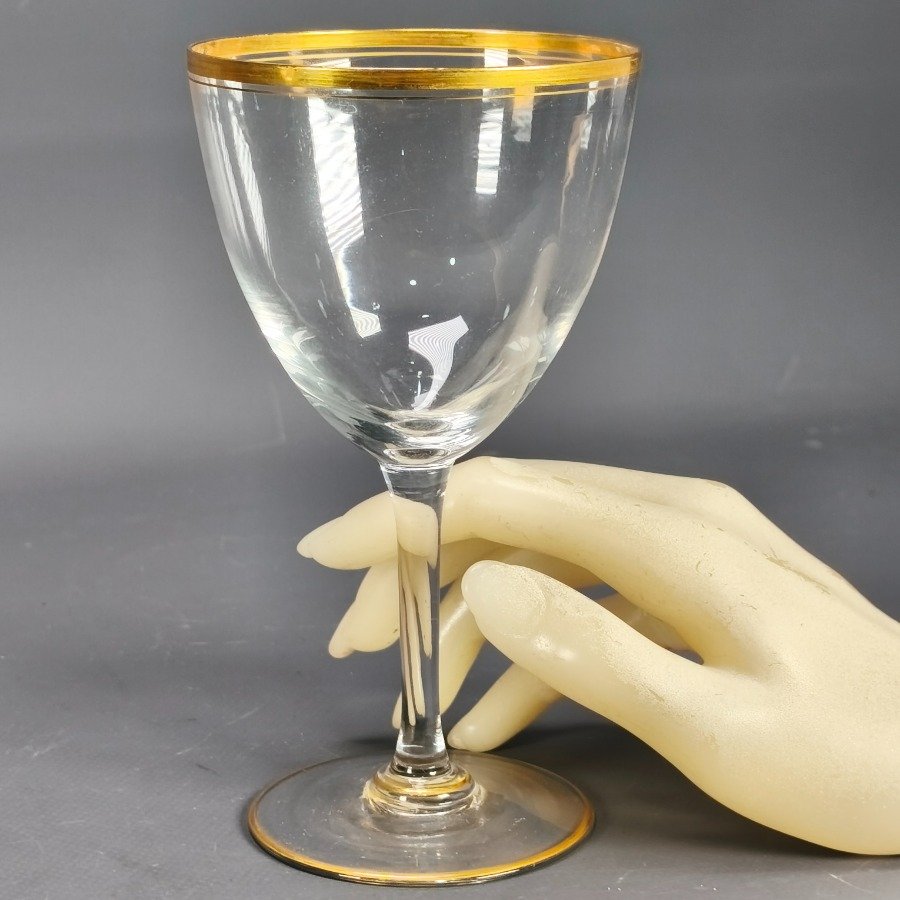 Juego de copas de cristal con bordes dorados - imagen 10