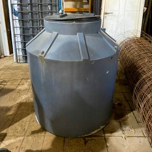 Tanque de Agua PVC Gris Eternit 600 Litros - imagen 2