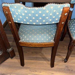Par de Sillas Estilo Luis XV Azules con Tapizado Floral - imagen 4