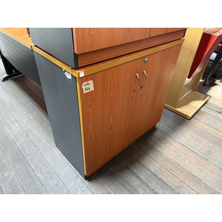 Item 2104606 - Image 0