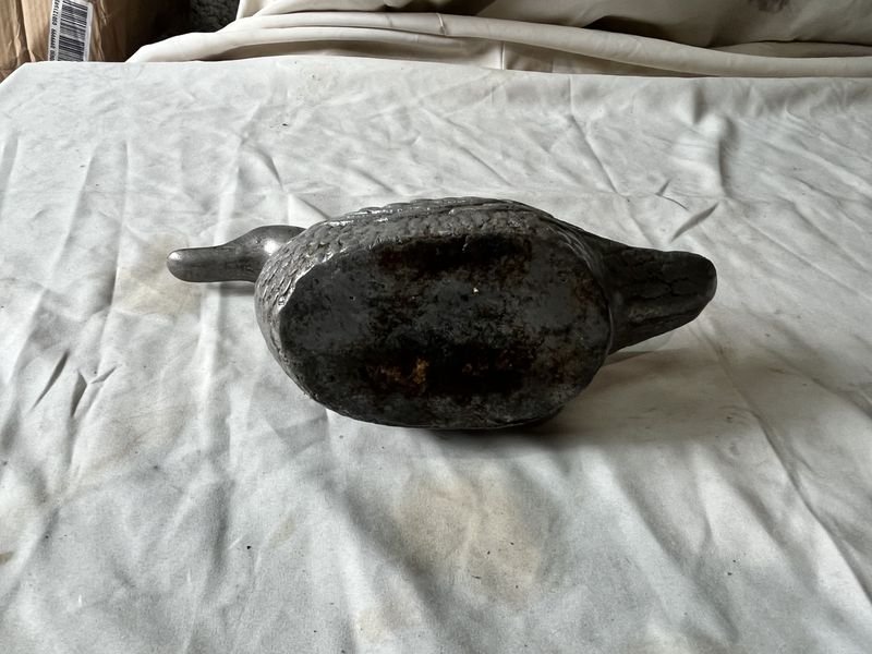 Pato macetero de aluminio o peltre para jardín - imagen 5