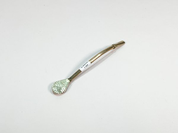 Lote siguiente: Lámpara platería criolla de plata con detalles en oro