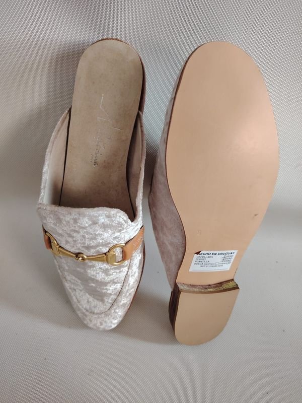 Item 881212 - Image 1